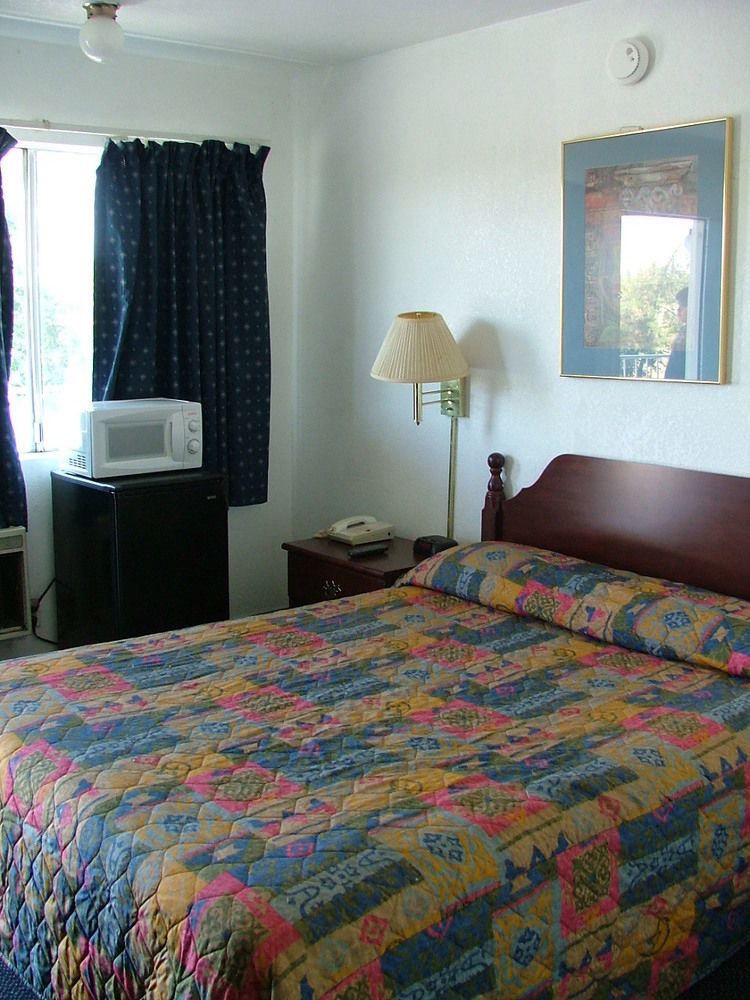 American Budget Inn And Suites-Модесто Экстерьер фото