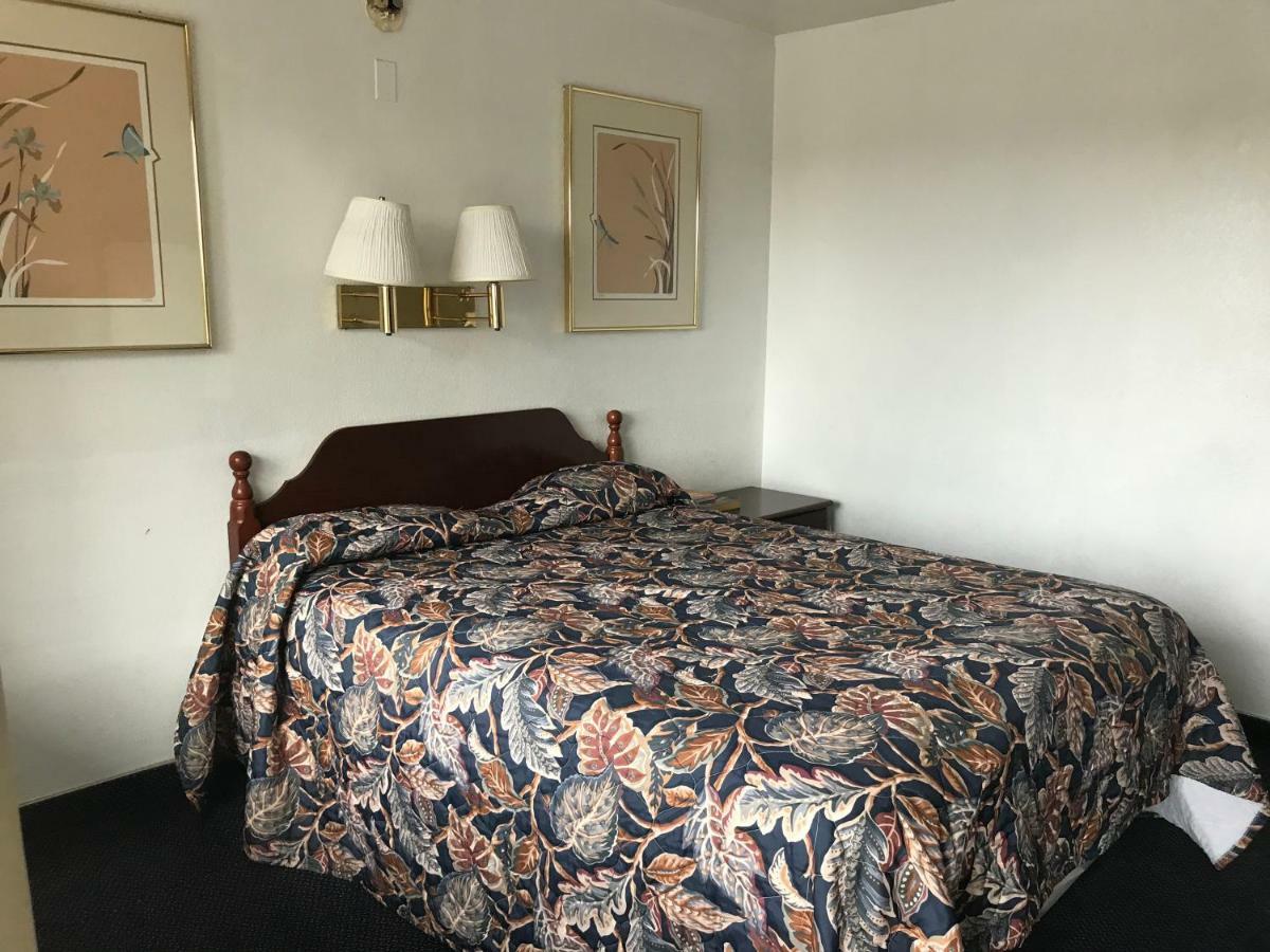 American Budget Inn And Suites-Модесто Экстерьер фото